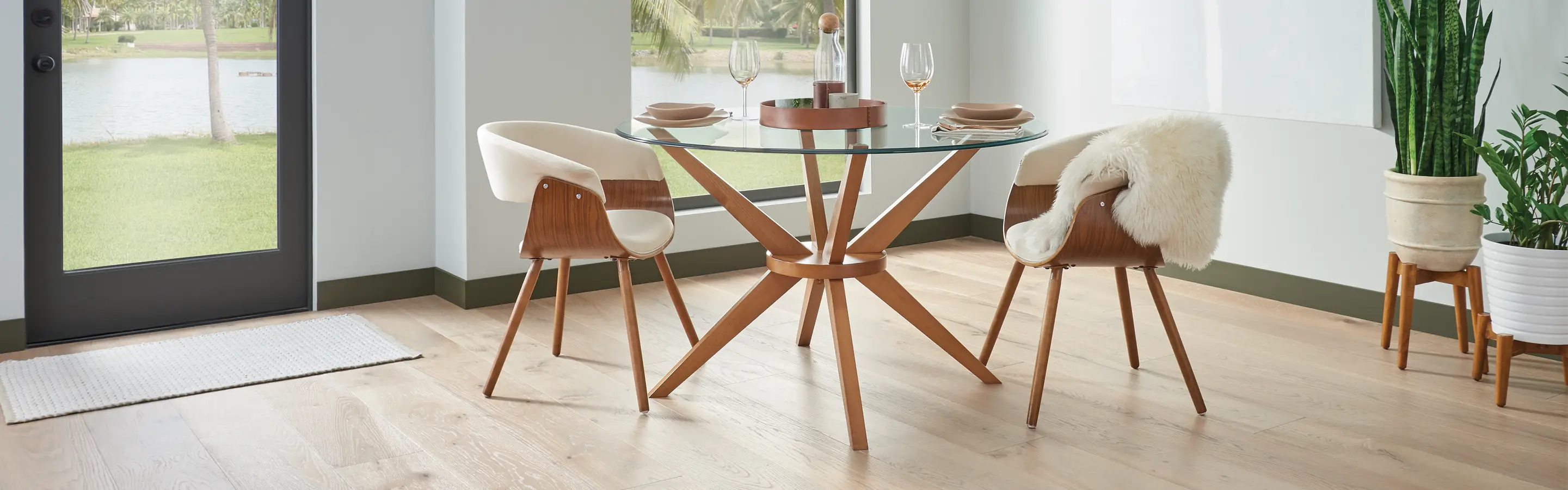 hardwood floors in dining room